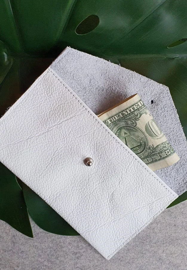 White - 100% handmade Mini leather coin money purse