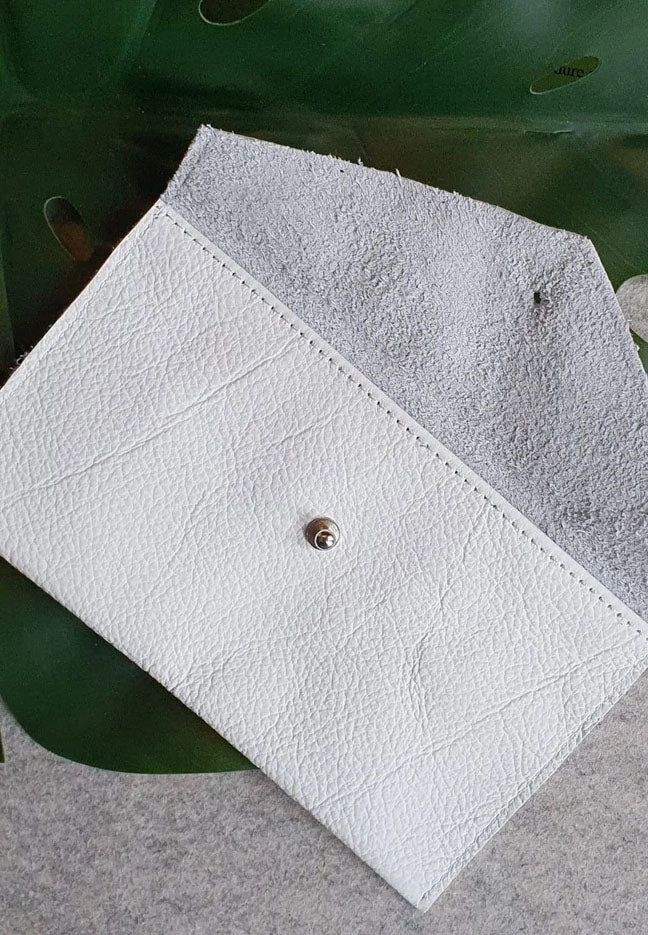 White - 100% handmade Mini leather coin money purse