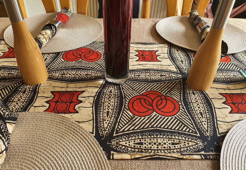 Table linen, Table cloth and Runner with Napkins - Jute and Orange and Black African print